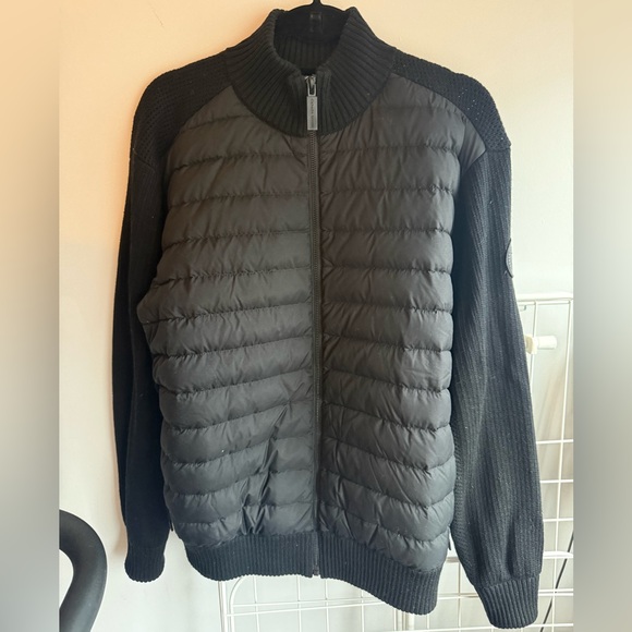 Canada Goose Other - Canada Goose black active jackets for men XL